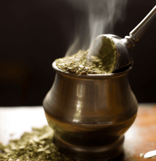 Maté (Ilex paraguariensis) – Natural stimulant in Interstellar Blends, boosting energy, focus, and thermogenesis.